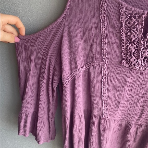 Wallflower Asymmetrical Purple Flutter Sleeve Blouse - Picture 4 of 6